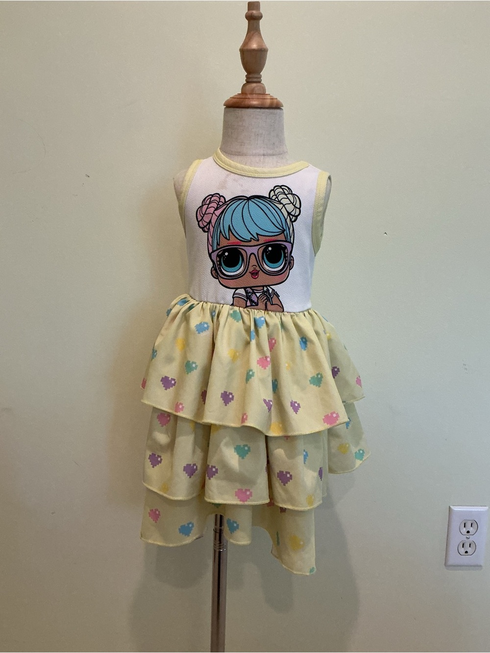 PatPat Yellow Tiered Heart Print Sleeveless Dress with Doll Graphic